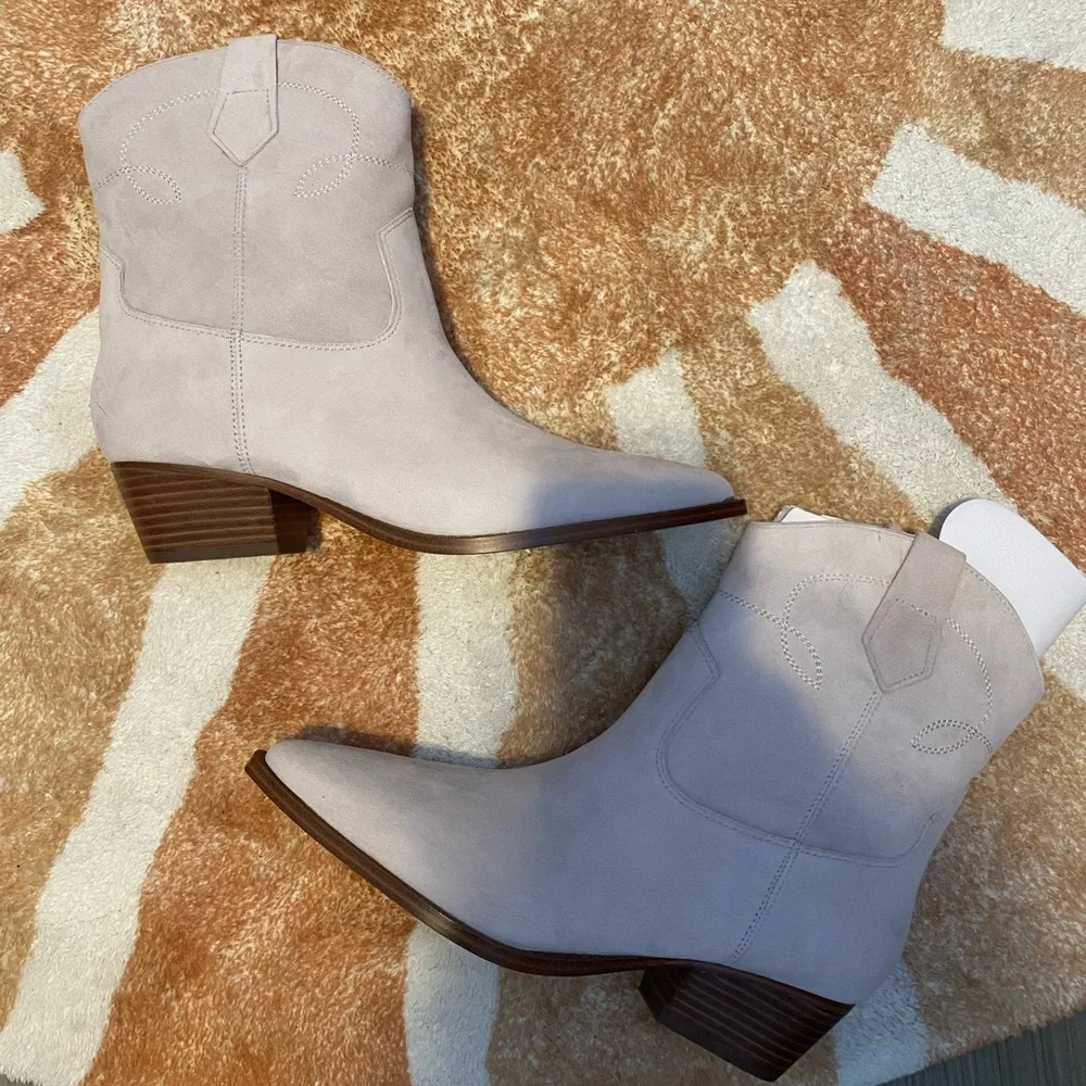 Marc Fisher Light Tan Western Ankle Boots - Picture 5 of 8